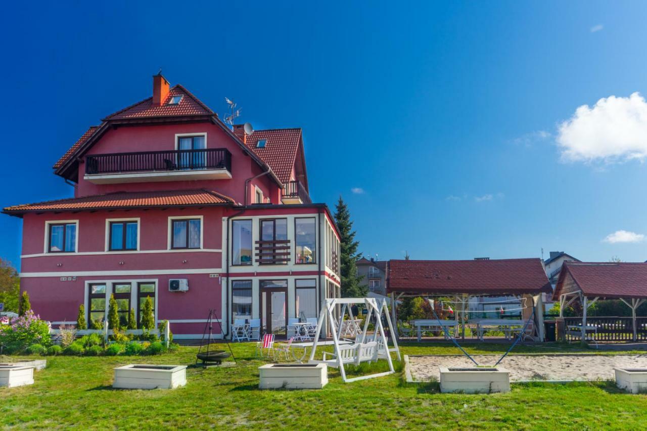 Willa Karmazynowa Przystan Międzywodzie Exteriör bild